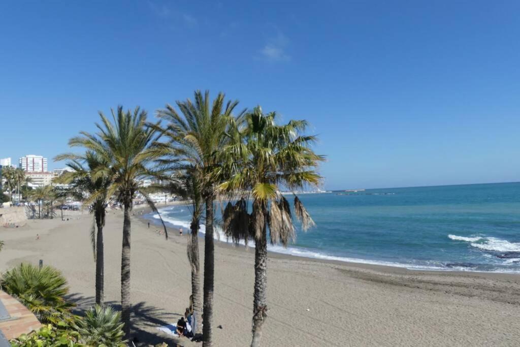 Holiday Rentals Piscina, Playa Parking A 5 Min Caminando Del Puerto De Benalmádena Exterior foto