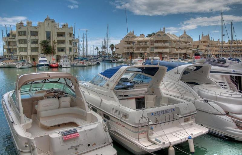 Holiday Rentals Piscina, Playa Parking A 5 Min Caminando Del Puerto De Benalmádena Exterior foto